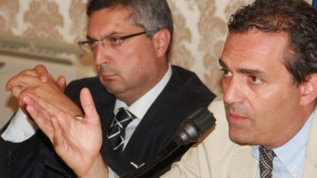 Comune, doppio incarico per Attilio Auricchio Dg e Capo di ... - fanpage.it