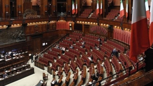 Pensioni, ultime notizie venerd&igrave; 24 marzo: ministro Poletti 'A giorni i decreti Ape'