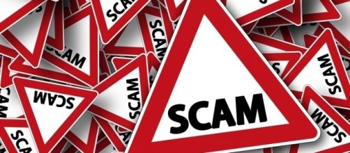 Someone Tried to Scam Me! - plugnread.com