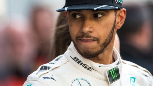 F1 champion Lewis Hamilton slams New Zealand casino for treating ... - mirror.co.uk