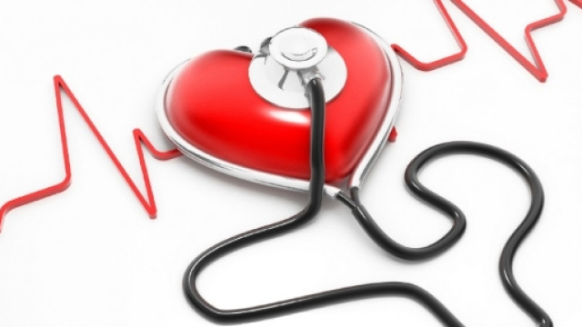 Infarto, inventato lo spray che ripara il cuore