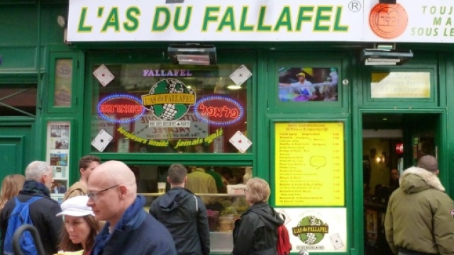 L'As du Fallafel - Best falafel in Paris. 45 Rue des Rosiers ... - pinterest.com