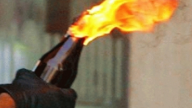 Rapinano il Mercatone Uno a Monsano e lanciano bombe molotov - altervista.org