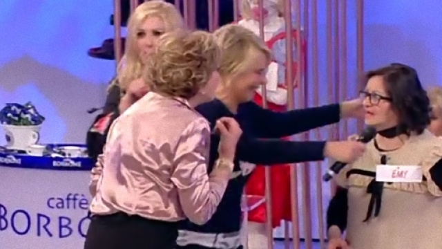 Sfiorata la rissa a U&D, &egrave; dovuta intervenire Maria De Filippi.