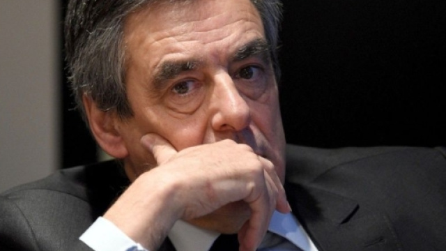 Fran&ccedil;ois Fillon mettait-il les montres offertes dans sa cassette par inadvertance ?