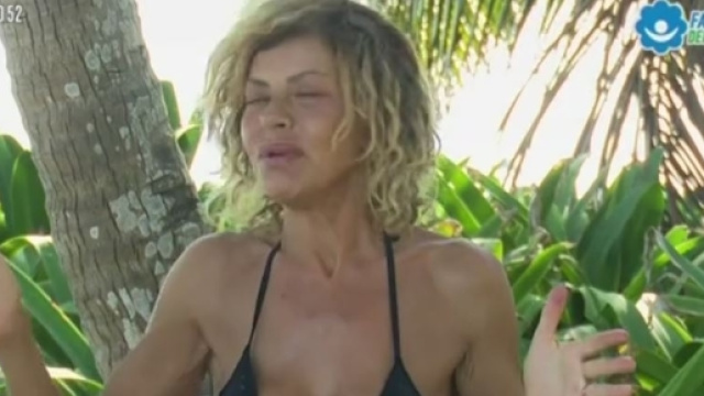 Isola dei Famosi; Eva Grimaldi contro Moreno
