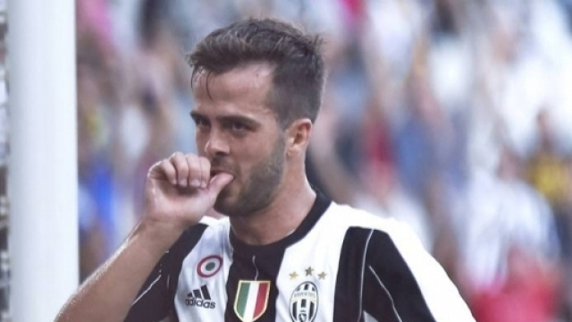 Juve, non solo Higuain: da Pjanic agli esterni, - gazzetta.it