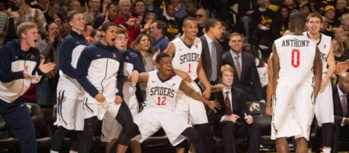 College basketball players get everything for free? - oskeimsportspicks.com