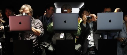 Phil Schiller: 32GB RAM On MacBook Pro Would Have Compromised ... - universityherald.com