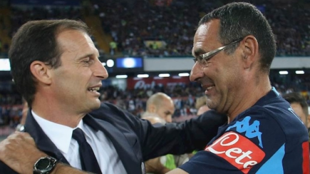 Allegri e Sarri si abbracciano prima della partita