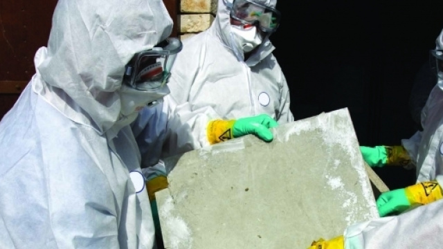 Amianto nelle nostre case: dove si nasconde il pericolo