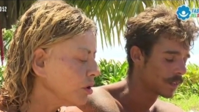 Isola, scoppia la lite tra Eva e Moreno
