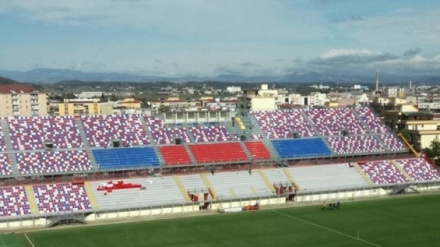 Lo stadio comunale "Ezio Scida" - Crotone.