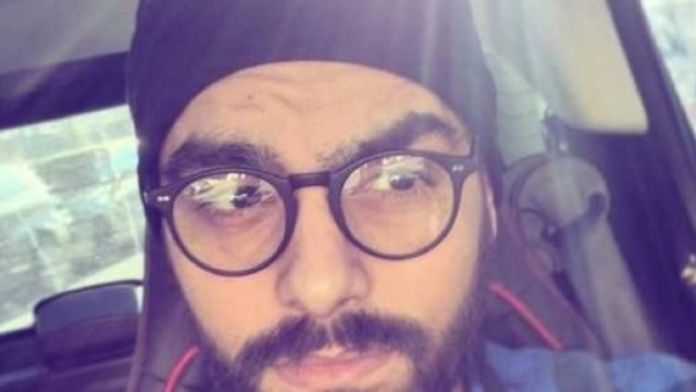 Mario Serpa pubblica su instagram delle parole che incuriosiscono