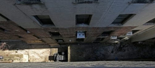 On Rooftops and Trains, Daredevil Stunts in New York Can Turn ... - nytimes.com