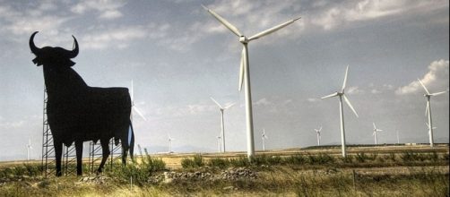 "Toro de osborne" near to a wind farm