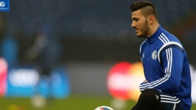 Kolasinac accostato al Milan: arriva a luglio 2017?