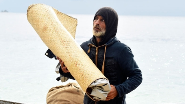 L'isola dei famosi , Raz Degan preso di mira