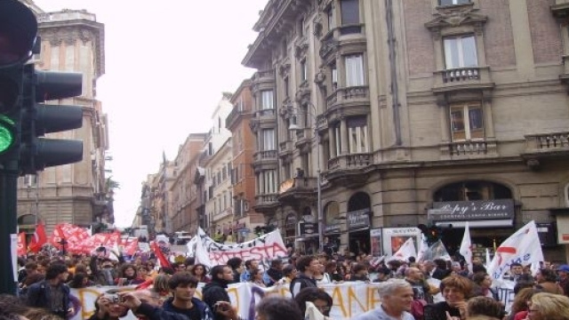 Sciopero del pubblico impiego contro il precariato