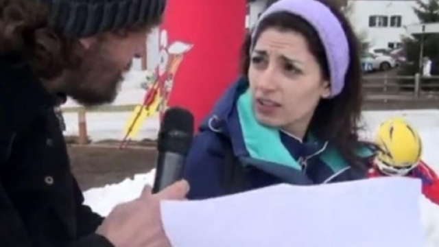 Virginia Raggi risponde alle domande sulle firme false