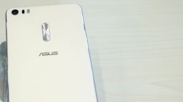 Asus ZenFone 3 Ultra aggiornamento