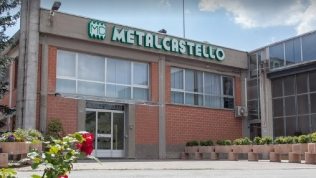 Bologna, Metalcastello licenzia operaio perch&eacute; malato.