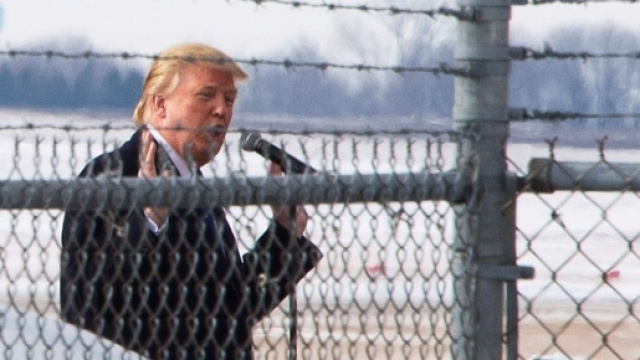 Il &ldquo;bellissimo&rdquo; muro di Trump nel progetto-provocazione di uno ... - businessinsider.com