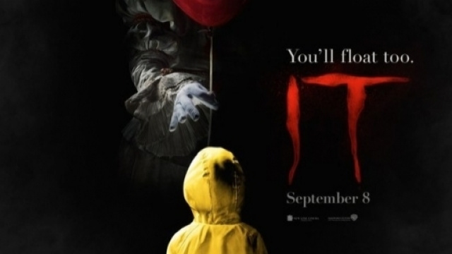 Il poster ufficiale di IT il pagliaccio assassino, nei cinema a Settembre. (Credits: Just Jared)
