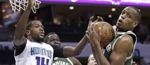 scores 26 points, Bucks beat Hornets 118-108 - tribtown.com