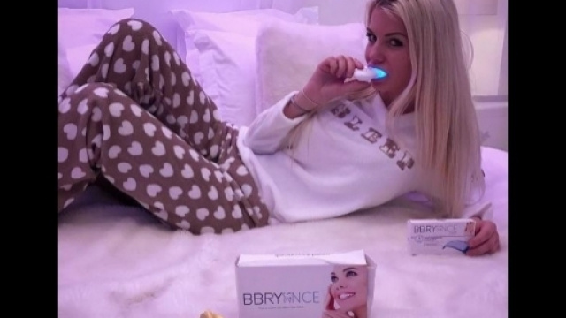 Jessica (Les Marseillais) : Accus&eacute;e de faire trop de publicit&eacute;s ... - purepeople.com