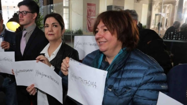 Marika Cassimatis e i suoi collaboratori #non sono in fantasma