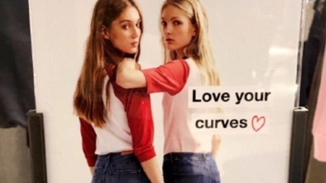 Zara cr&eacute;e la pol&eacute;mique avec sa nouvelle campagne de pub !