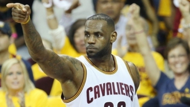 Cavs-Raptors, le pagelle: LeBron controlla la situazione, gli ... - basketuniverso.it