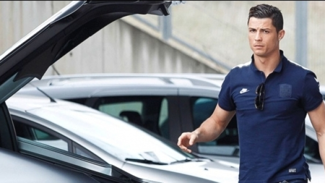 INSOLITE&nbsp;: Ronaldo se moque de la police&nbsp;!