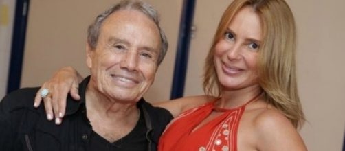 Esposa de St&ecirc;nio Garcia entra em coma ap&oacute;s cirurgia