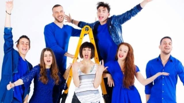Amici 16: chi vincer&agrave; questa edizione? Due cantanti 'blu' in pole position.