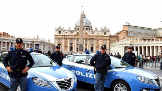 Concluso il rito di chiusura della Porta Santa alla Basilica di ... - poliziadistato.it