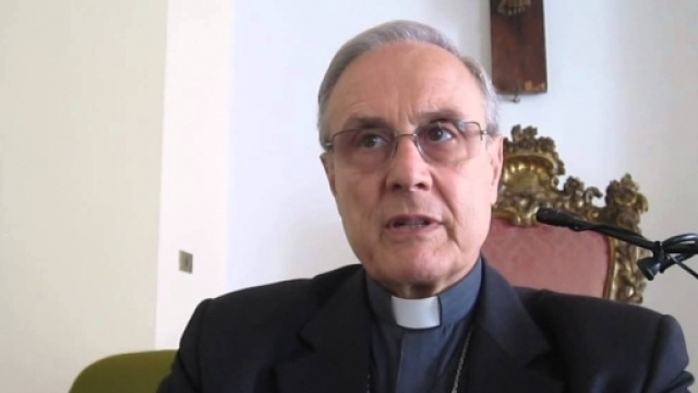 Il vescovo di Mazara del Vallo, Domenico Mogavero