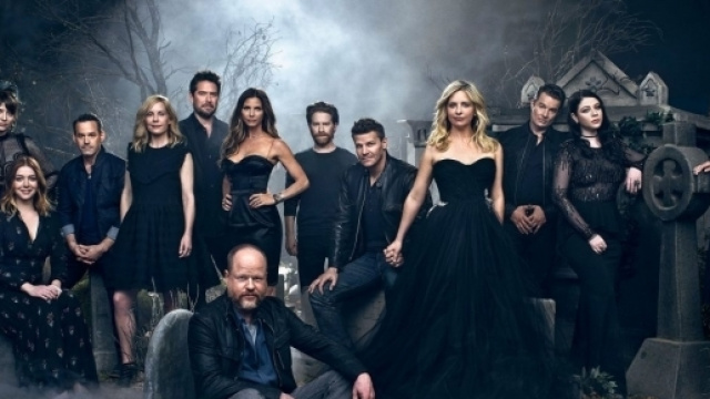 le cast r&eacute;unit vingt ans apr&eacute;s