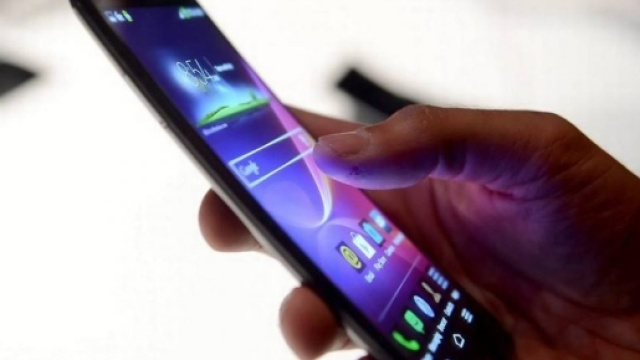 Roaming, non finir&agrave; nel 2017: possibile rinvio a giugno 2018 - blitzquotidiano.it