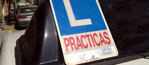 Funcionarios de la DGT vend&iacute;an respuestas del examen de conducir ... - libertaddigital.com