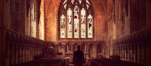 How to Make Your Church a Safe Place for Sinners - Stephen Altrogge - biblestudytools.com