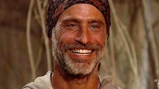 Isola dei Famosi: Raz Degan morso da un animale