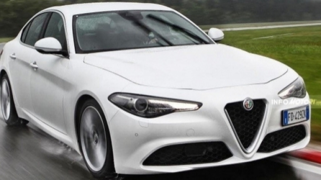 Alfa Romeo Giulia &egrave; l'Auto Pi&ugrave; Bella Del Web 2016 - Infomotori - infomotori.com