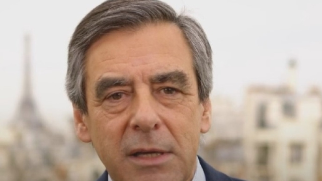 Fillon solitaire attend avec gourmandise et impatience la mobilisation des peuples de Droite au Trocad&eacute;ro