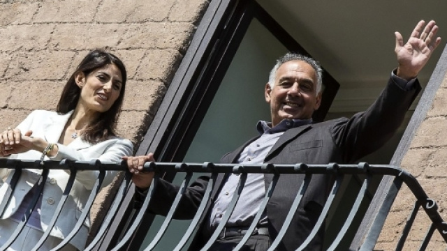 Il presidente della Roma Pallotta insieme al sindaco Virginia Raggi
