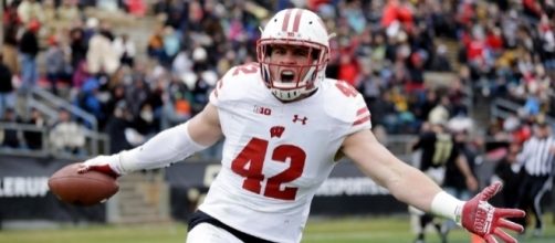 Linebacker T.J. Watt leaving Wisconsin for NFL draft | WLUK - fox11online.com