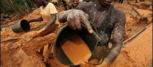 Ni&ntilde;os, j&oacute;venes, mujeres y hombres se esfuerzan d&iacute;a a d&iacute;a para enriquecer a otros