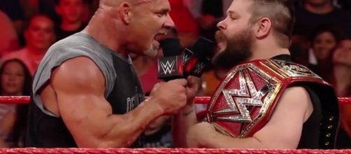 The WWE 'Fastlane' 2017 pay-per-view takes place Sunday night from Milwaukee, Wisconsin. [Image via Blasting News image library/inquisitr.com]