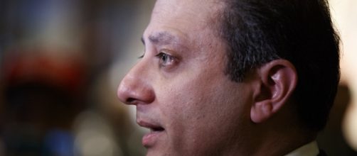 Tough-on-corruption NY prosecutor tells Trump he will stay | News OK - newsok.com